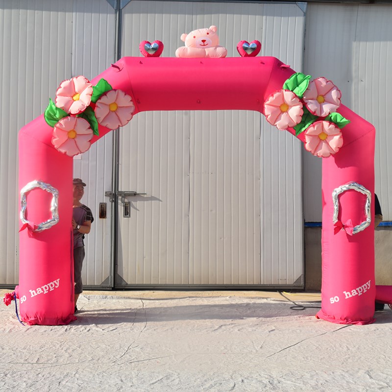 东河镇粉色婚礼拱门